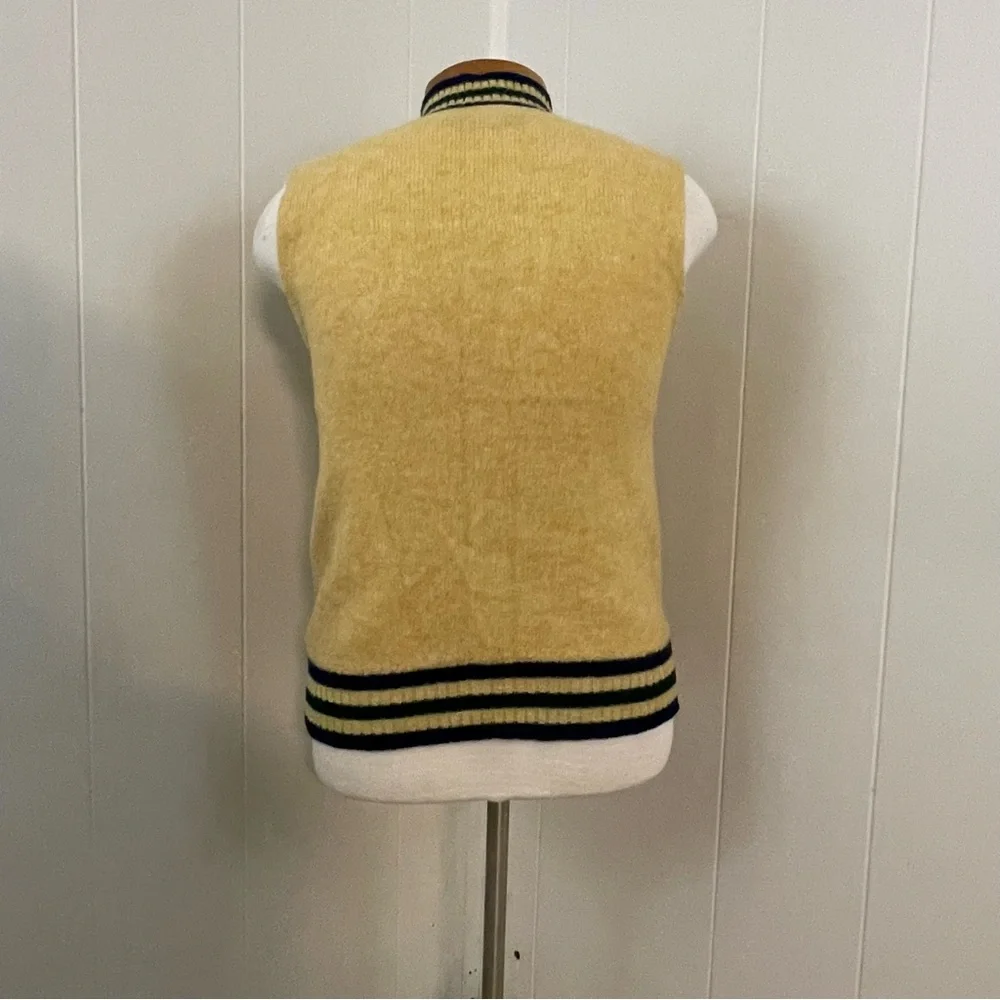 Vintage Shetland Wool Sweater Vest Men's‎ M Yellow Navy V-Neck Sleeveless
